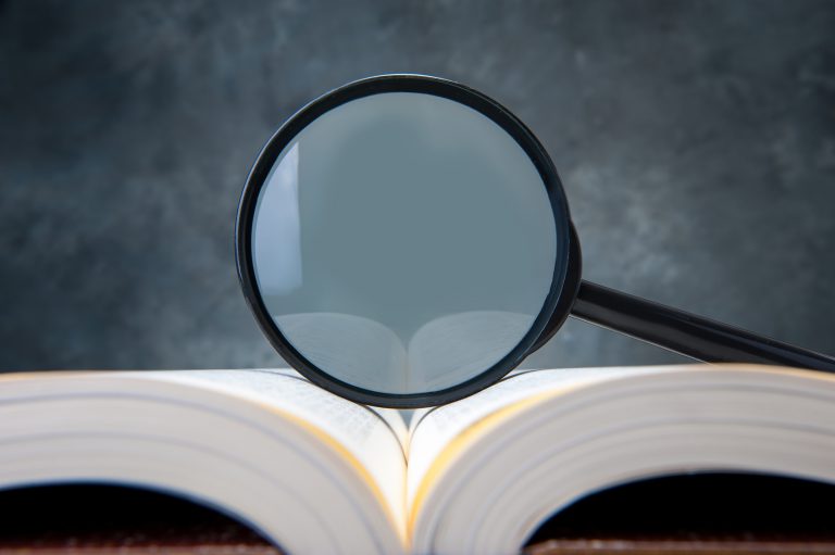 労う(ねぎらう)の意味と正しい使い方!敬語や類語を例文で解説 | TRANS.Biz