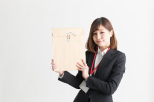 「気付」の意味とは?正しい使い方と書き方!様方・御中との違いも | TRANS.Biz