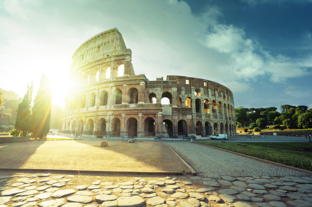「ローマは一日にして成らず」の意味と出典とは？英語や類義語も | TRANS.Biz