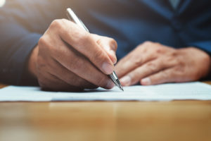 「かしこ」の意味とは？手紙での使い方や例文・男性が使う結語も | TRANS.Biz