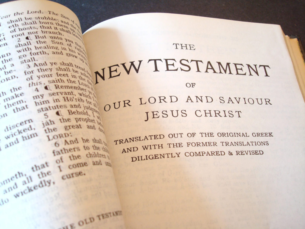 新約 聖書 と 旧約 聖書 の 違い