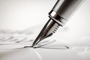 「逞しい」の意味とは?使い方の例文と類語「強靭」・対義語も解説 | TRANS.Biz