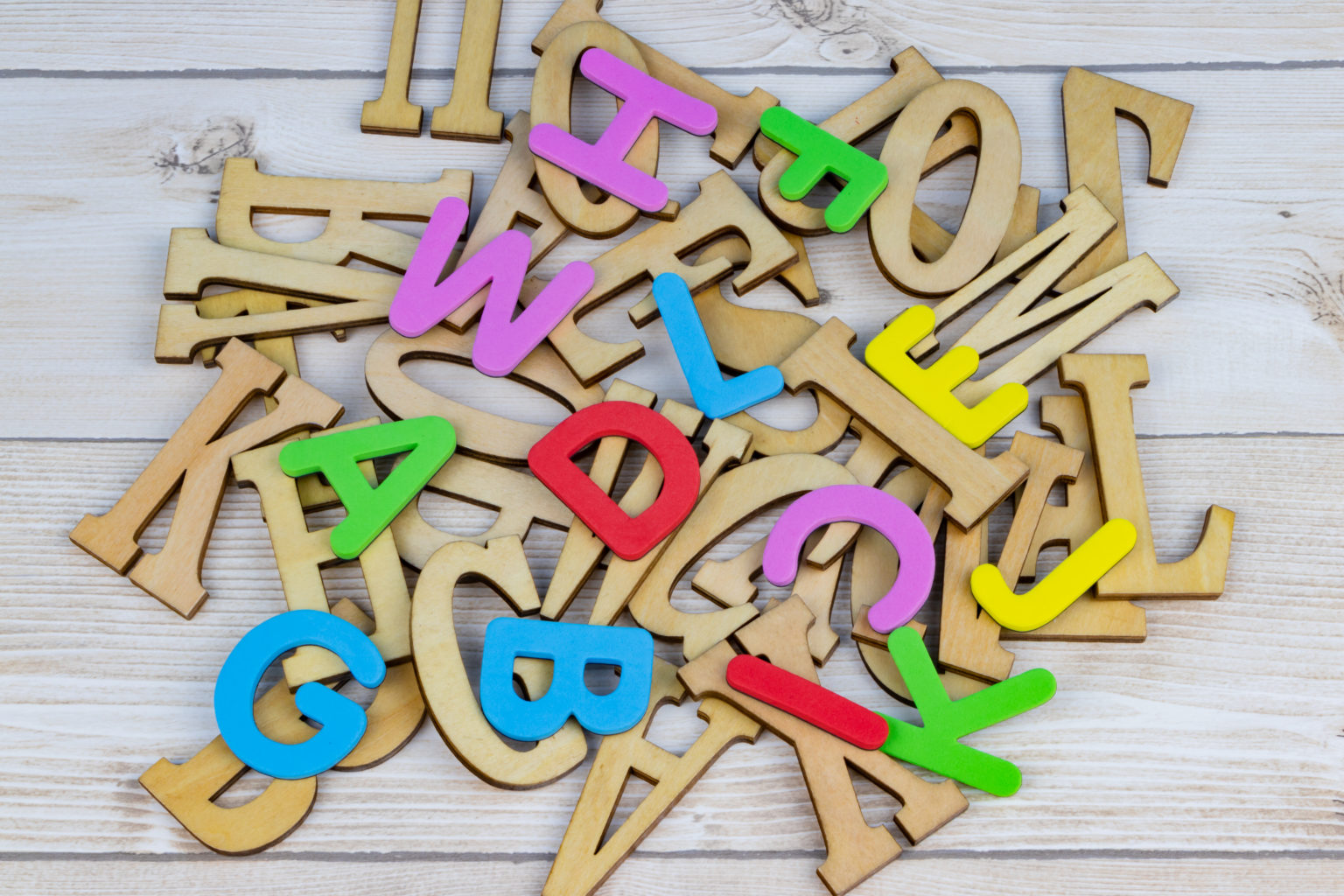 「立つ瀬がない」の意味とは？語源や使い方の例文・類語も解説