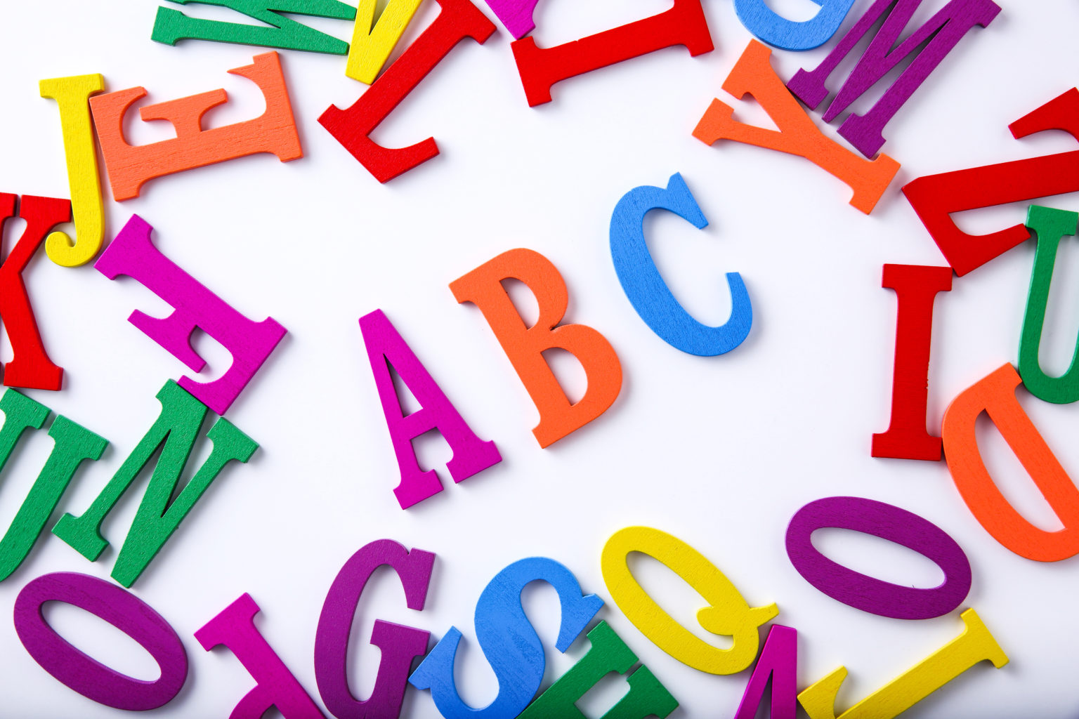 「恣意」とは？「恣意的」「恣意性」の意味や類語・対義語も解説