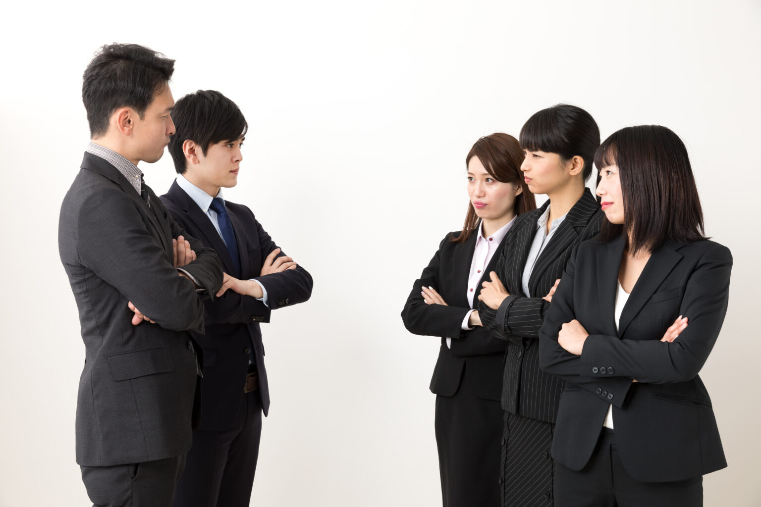 「同士」の意味とは?使い方・類語の例文や「同志」との違いも解説 「同士」の意味とは?使い方・類語の例文や「同志」との違いも解説