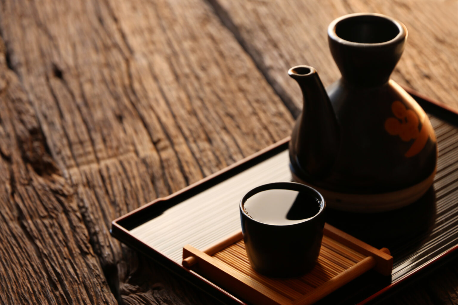 「百薬の長」の意味は？「酒は百薬の長」に続くフレーズや語源も