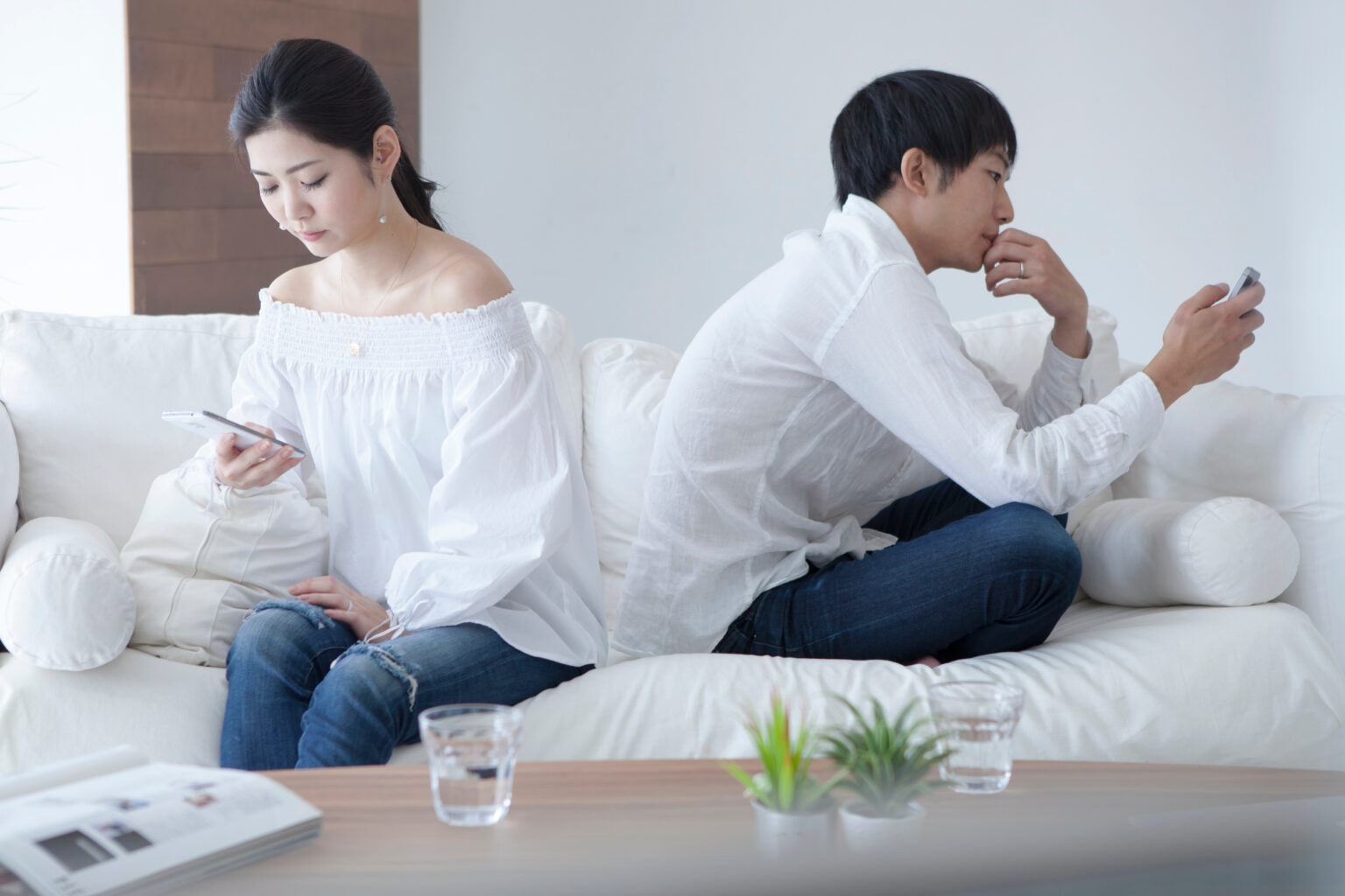 「愛想が尽きる」の意味とは？使い方と例文・類語に言い換え表現も | TRANS.Biz